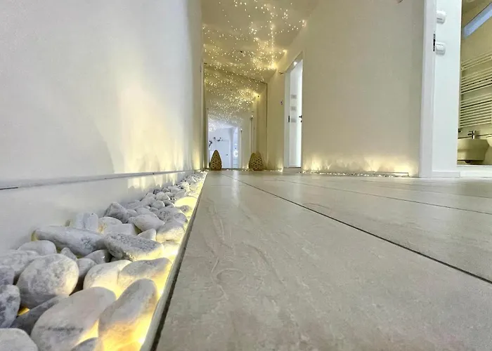 Mariarosa Suites