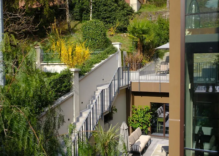 Resort: Le Stanze del Lago Villa Seta
